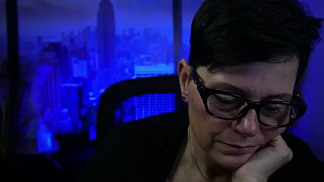 Snapshot of ninarandmann chatting on 11/30/25, 06:12 ninarandmann online show from 11/30/25, 06:12