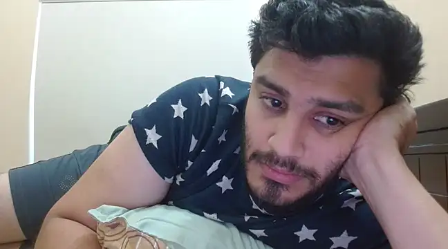 Snapshot of robintoit chatting on 02/18/25, 05:42 robintoit online show from 02/18/25, 05:42