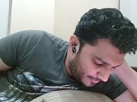 robintoit online show from 11/30/25, 04:11