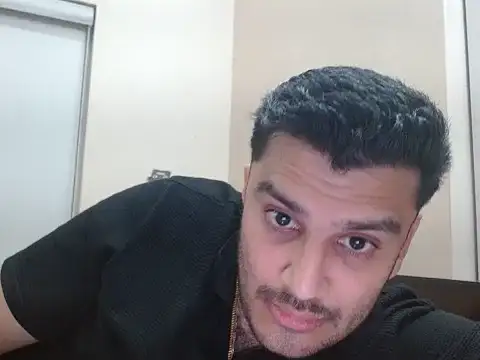 Snapshot of robintoit chatting on 04/20/26, 02:53 robintoit online show from 04/20/26, 02:53