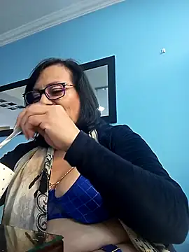 Natasha milf   online show from 03/15/25, 04:43