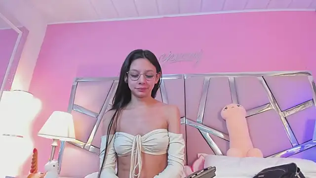 Bonniepark online show from 02/18/25, 03:10