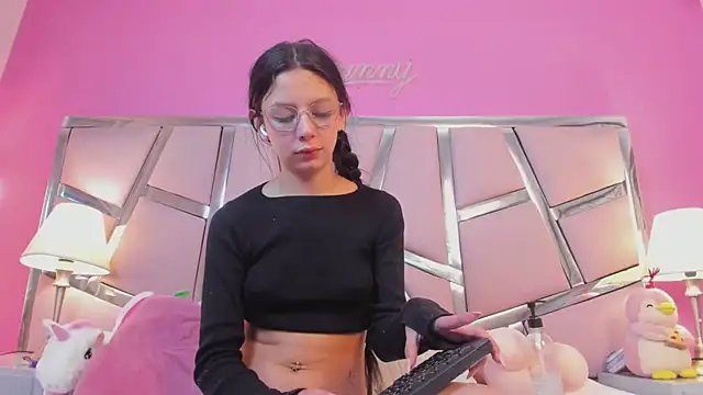 Bonniepark online show from 03/07/25, 06:11