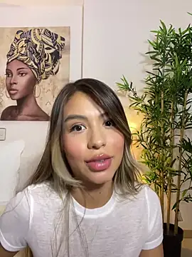  laura 02 online show from 01/26/25, 08:34