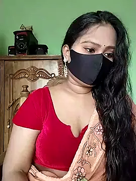 Idhika Paul online show from 02/03/25, 08:35