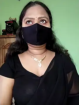 Idhika Paul online show from 02/11/25, 03:18