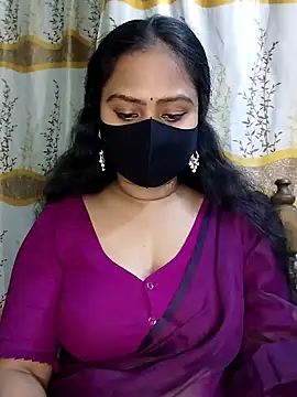 Idhika Paul online show from 02/13/25, 08:45