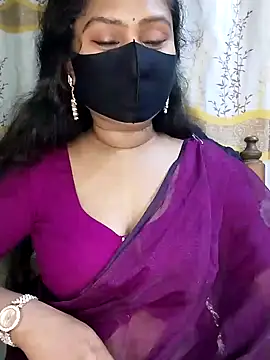 Idhika Paul online show from 02/13/25, 11:58