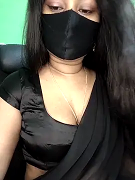 Idhika Paul online show from 03/09/26, 09:24