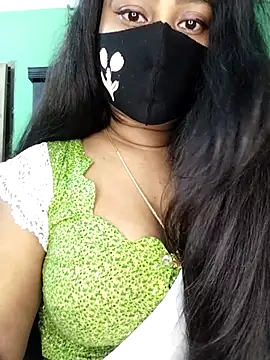 Idhika Paul online show from 03/31/26, 11:49