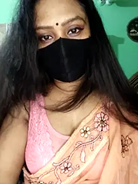 Idhika Paul online show from 04/17/26, 02:53