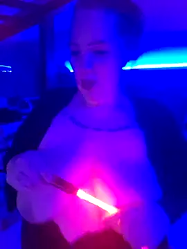 Snapshot of Black_Angel24 chatting on 03/18/25, 06:15 Black Angel24 online show from 03/18/25, 06:15