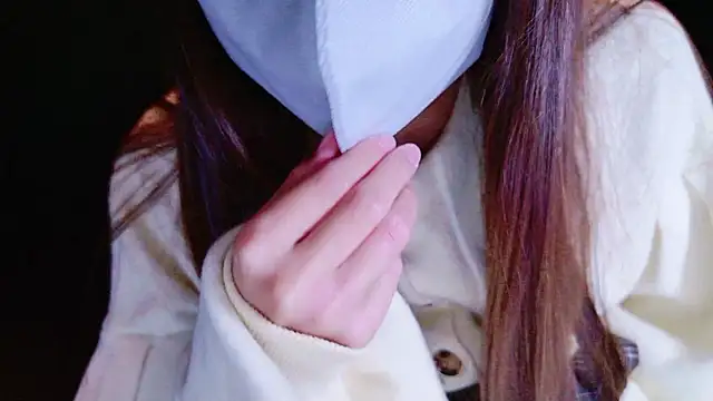 Snapshot of Naachan_ chatting on 11/02/25, 12:57 Naachan online show from 11/02/25, 12:57