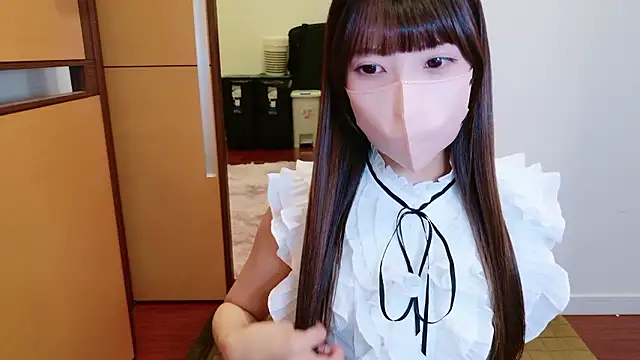 Snapshot of Naachan_ chatting on 11/29/25, 11:30 Naachan online show from 11/29/25, 11:30