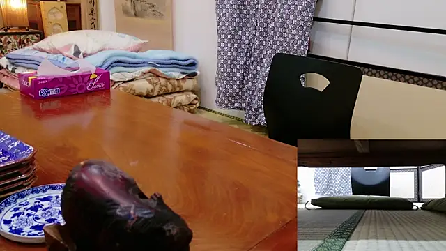 Snapshot of Phantom_yoshida chatting on 12/24/24, 09:06 Phantom yoshida online show from 12/24/24, 09:06