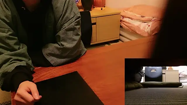 Snapshot of Phantom_yoshida chatting on 01/05/25, 10:21 Phantom yoshida online show from 01/05/25, 10:21