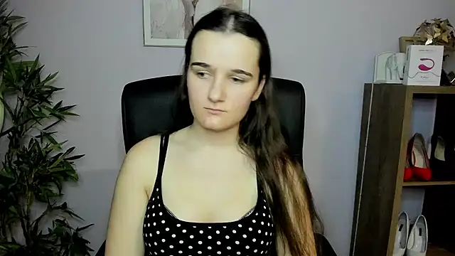 KateDelight online show from 01/12/25, 04:29