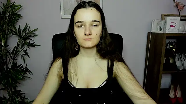 KateDelight online show from 02/02/25, 07:30