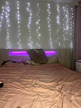 Snapshot of kamila_french chatting on 09/16/25, 07:59 kamila french online show from 09/16/25, 07:59