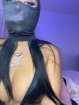 Snapshot of kamila_french chatting on 10/07/25, 09:12 kamila french online show from 10/07/25, 09:12