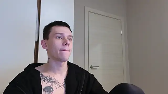 R1mmo   online show from 10/24/25, 07:21