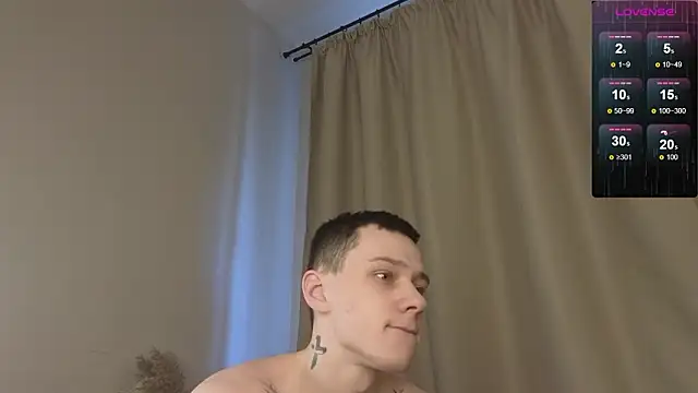 R1mmo   online show from 02/15/26, 07:51