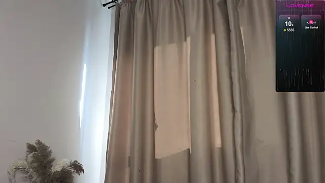 R1mmo   online show from 02/18/26, 12:23