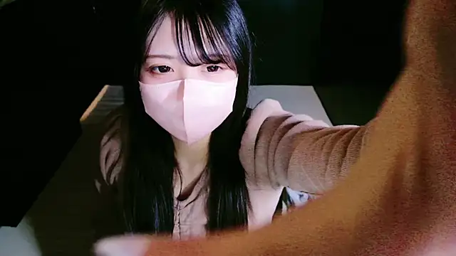 Snapshot of nathi_ko_xo chatting on 12/23/24, 03:44 nathi ko xo online show from 12/23/24, 03:44