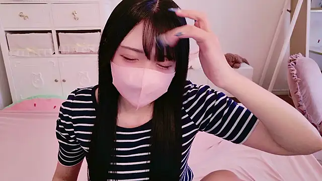 Snapshot of nathi_ko_xo chatting on 09/13/25, 05:07 nathi ko xo online show from 09/13/25, 05:07