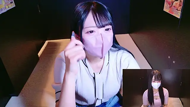 Snapshot of nathi_ko_xo chatting on 10/29/25, 05:53 nathi ko xo online show from 10/29/25, 05:53