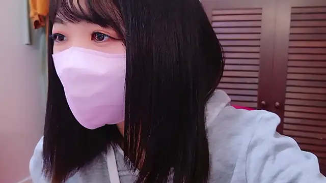 Snapshot of Minami_San chatting on 09/13/25, 05:57 Minami San online show from 09/13/25, 05:57