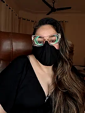 Snapshot of SEXY-Sardarni chatting on 12/20/24, 03:31 SEXY-Sardarni online show from 12/20/24, 03:31