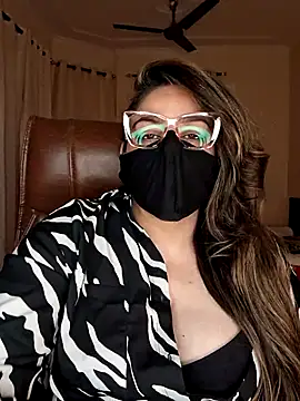 Snapshot of SEXY-Sardarni chatting on 02/14/25, 03:26 SEXY-Sardarni online show from 02/14/25, 03:26