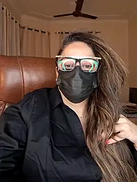 Snapshot of SEXY-Sardarni chatting on 09/11/25, 03:01 SEXY-Sardarni online show from 09/11/25, 03:01