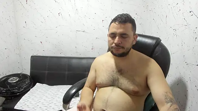 Snapshot of _ace_ventura chatting on 10/27/25, 04:05 ace ventura online show from 10/27/25, 04:05