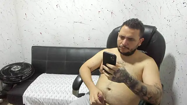 Snapshot of _ace_ventura chatting on 10/31/25, 02:56 ace ventura online show from 10/31/25, 02:56