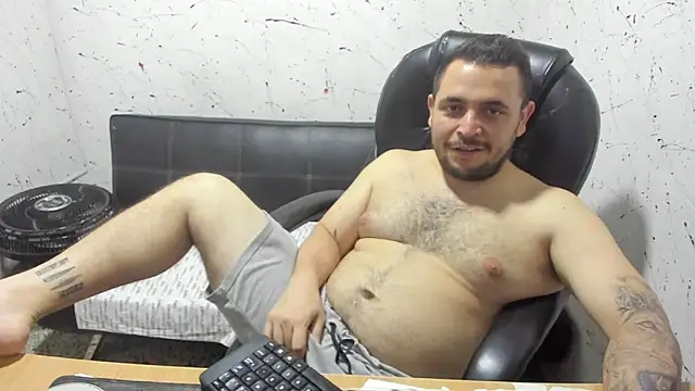 Snapshot of _ace_ventura chatting on 11/08/25, 05:40 ace ventura online show from 11/08/25, 05:40