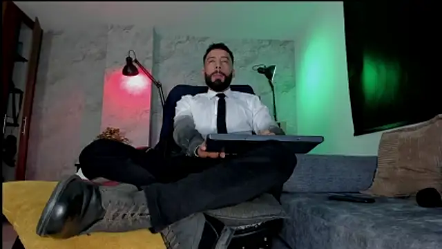 bruno woods online show from 12/04/25, 11:52