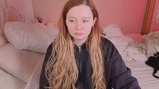 carolina elf online show from 03/04/26, 05:13