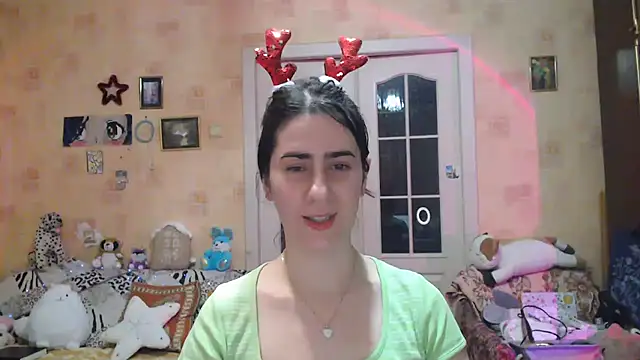 Snapshot of INELIKA chatting on 12/16/24, 09:31 INELIKA online show from 12/16/24, 09:31