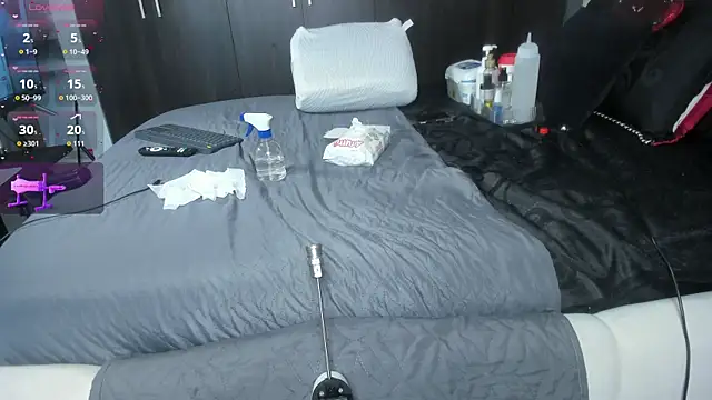 Snapshot of merida_blue_ chatting on 01/14/26, 05:18 merida blue online show from 01/14/26, 05:18