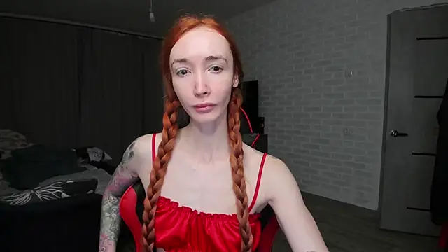 Roxy Silver online show from 11/28/25, 08:44