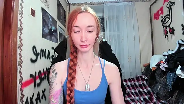 Roxy Silver online show from 12/17/25, 08:59