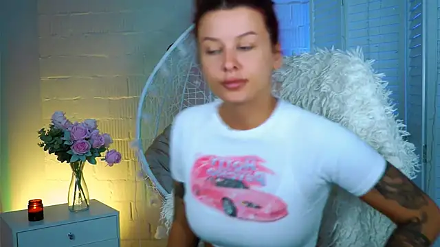 NicoleMun online show from 09/17/25, 12:29