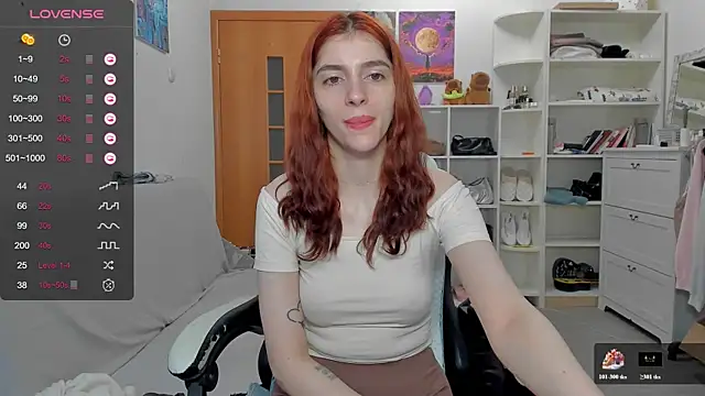Snapshot of broosnica1 chatting on 06/19/26, 05:56 broosnica1 online show from 06/19/26, 05:56