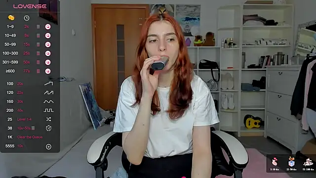Snapshot of broosnica1 chatting on 07/04/26, 07:47 broosnica1 online show from 07/04/26, 07:47