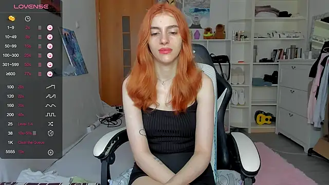 Snapshot of broosnica1 chatting on 07/09/26, 06:17 broosnica1 online show from 07/09/26, 06:17
