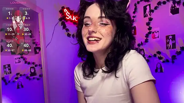 Snapshot of Alice_Succuby chatting on 03/18/26, 08:34 Alice Succuby online show from 03/18/26, 08:34