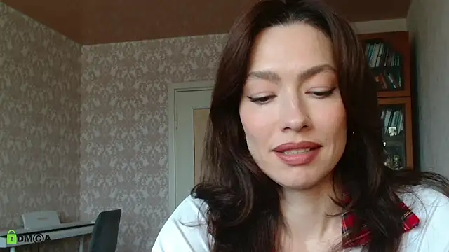 Snapshot of alicia_spicy chatting on 06/27/26, 10:53 alicia spicy online show from 06/27/26, 10:53
