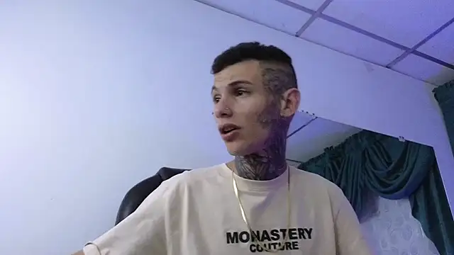 Stuart Boy  online show from 01/11/25, 03:34